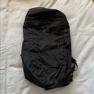 REI flash 18 backpack. Used very lightly.